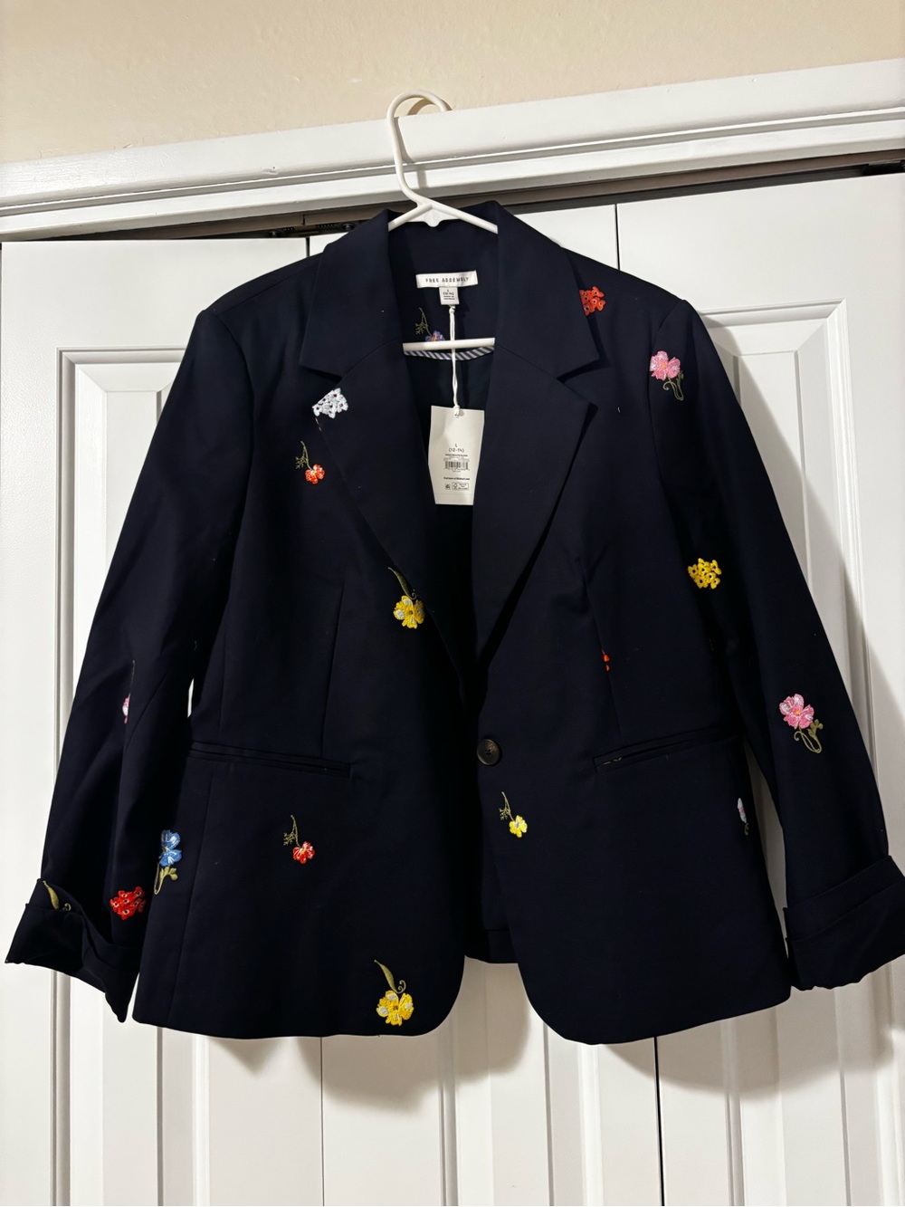 NWT Navy Floral Blazer